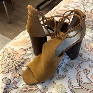 1. State Tan Suede Block Heel Sandals 8.5 ankle wrap open toe shoe